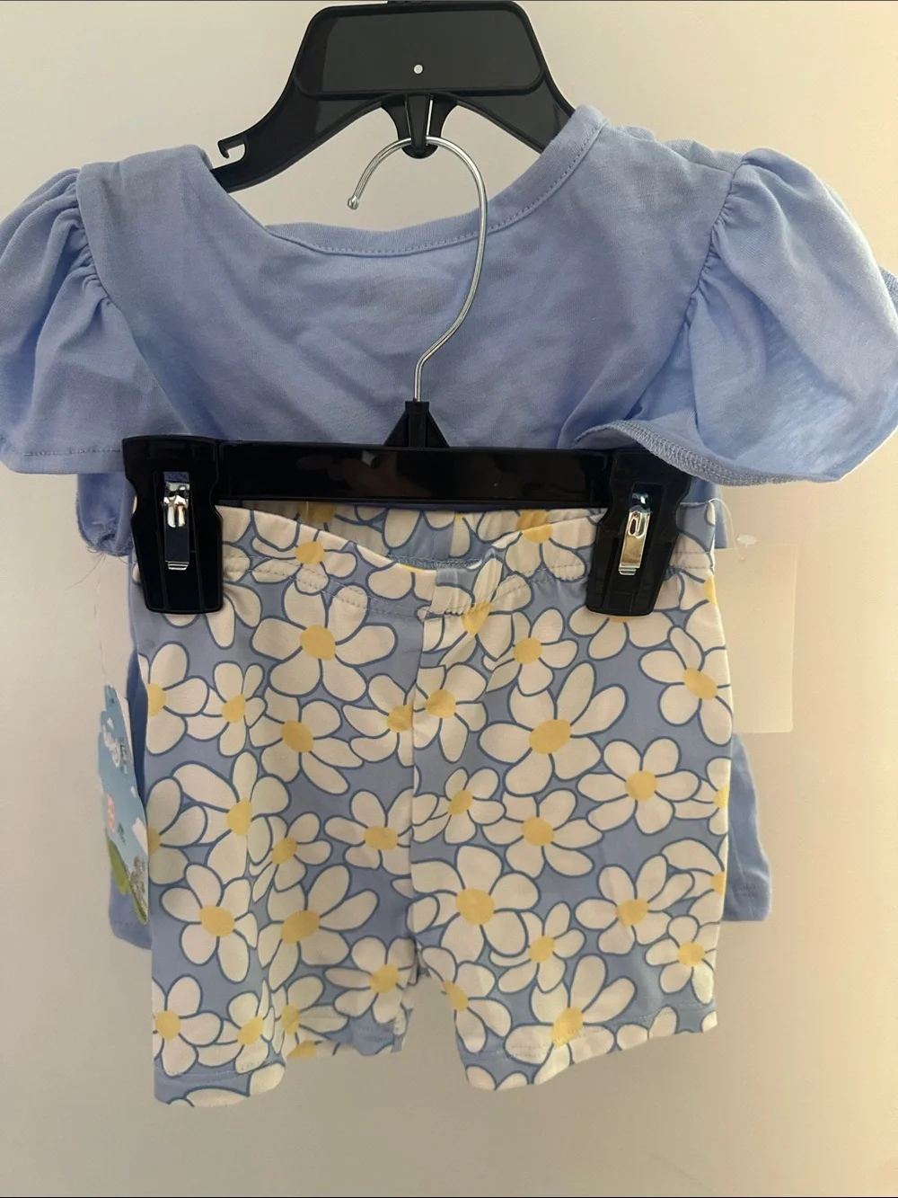 Bluey top and shorts Set size 3T nwt